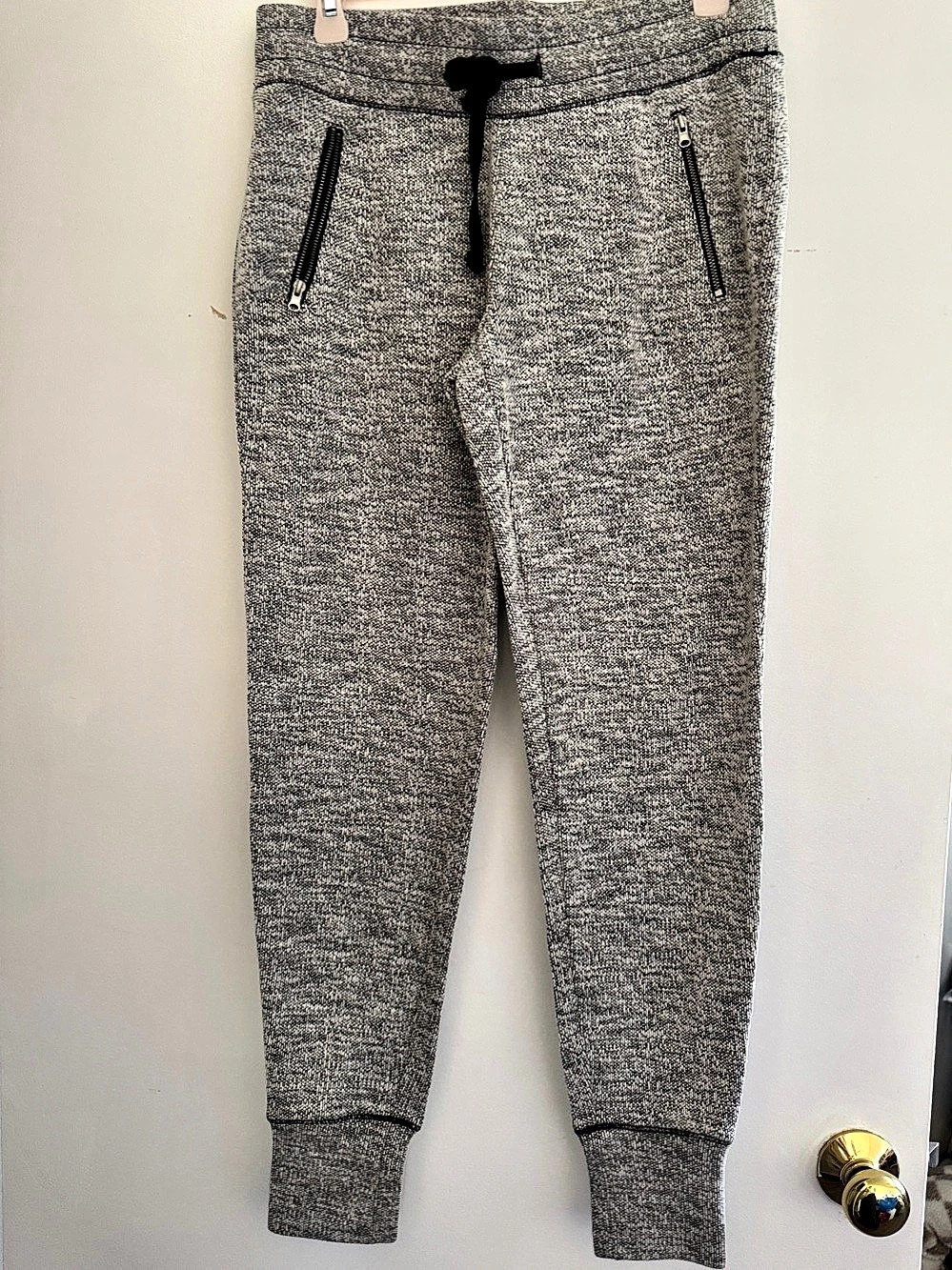 Aerie Skinny Jogger Gray & Black XS